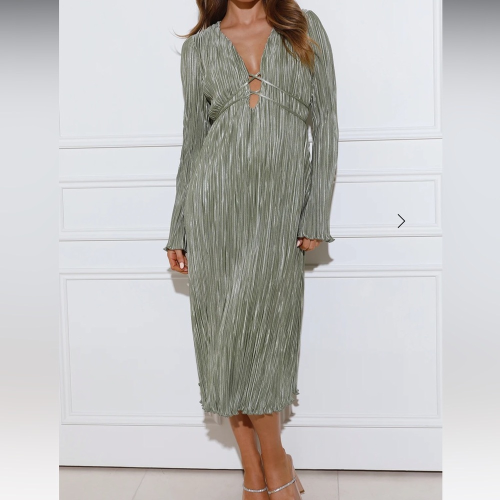 Hello Molly MOUNTAIN VISTAS MIDI DRESS SAGE
